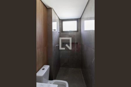 Apartamento à venda com 127m², 4 quartos e 3 vagas Apartamento à venda com 127m², 4 quartos e 3 vagasBanheiro da suíte 2