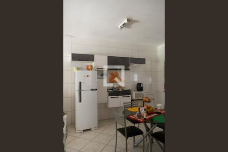 Casa à venda com 350m², 4 quartos e 3 vagas Casa à venda com 350m², 4 quartos e 3 vagasCozinha