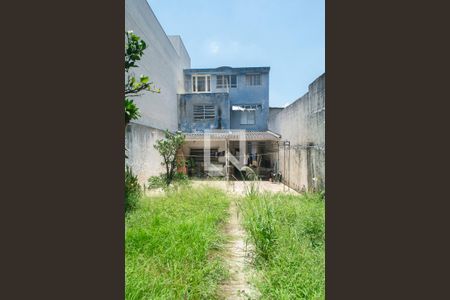 Casa à venda com 350m², 4 quartos e 3 vagas Casa à venda com 350m², 4 quartos e 3 vagasQuintal