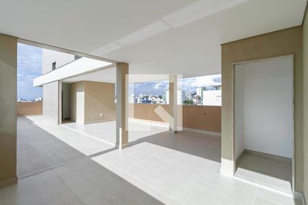 Apartamento à venda com 263m², 5 quartos e 4 vagas Apartamento à venda com 263m², 5 quartos e 4 vagasCobertura