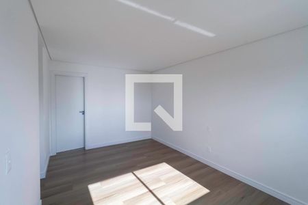 Apartamento à venda com 263m², 5 quartos e 4 vagas Apartamento à venda com 263m², 5 quartos e 4 vagasSuíte 2