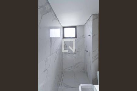 Apartamento à venda com 263m², 5 quartos e 4 vagas Apartamento à venda com 263m², 5 quartos e 4 vagasBanheiro social