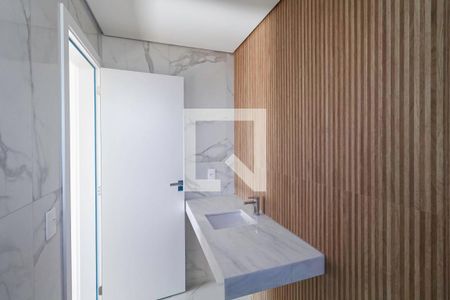 Apartamento à venda com 263m², 5 quartos e 4 vagas Apartamento à venda com 263m², 5 quartos e 4 vagasBanheiro da suíte 2