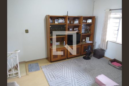 Casa à venda com 495m², 5 quartos e 2 vagasSala Casa 2