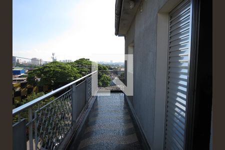 Casa à venda com 495m², 5 quartos e 2 vagasVaranda Casa 2