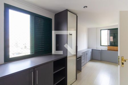 Apartamento à venda com 80m², 3 quartos e 2 vagas Apartamento à venda com 80m², 3 quartos e 2 vagasSuíte