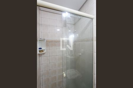 Casa à venda com 378m², 4 quartos e 2 vagasBanheiro social