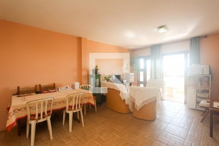 Casa à venda com 378m², 4 quartos e 2 vagasCozinha