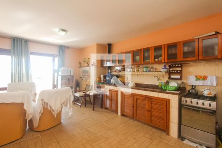 Casa à venda com 378m², 4 quartos e 2 vagasCozinha