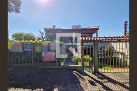 Casa à venda com 378m², 4 quartos e 2 vagasFachada