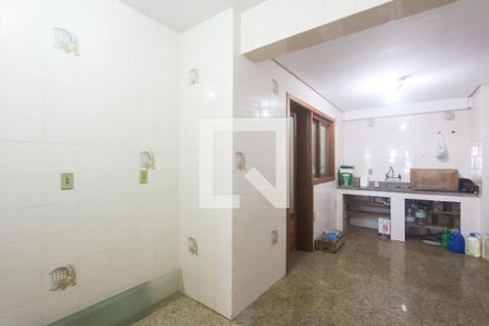 Casa à venda com 378m², 4 quartos e 2 vagasCozinha 2