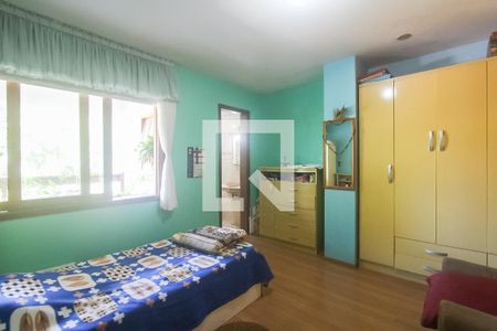 Casa à venda com 378m², 4 quartos e 2 vagasQuarto 2