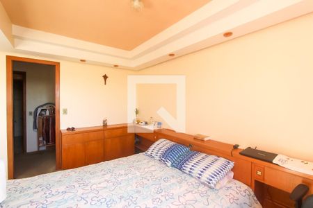 Casa à venda com 378m², 4 quartos e 2 vagasSuite 2