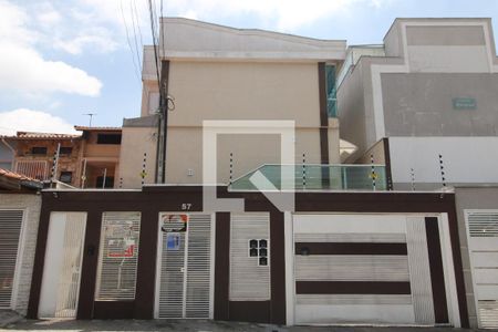 Casa de condomínio à venda com 130m², 3 quartos e 2 vagasFachada