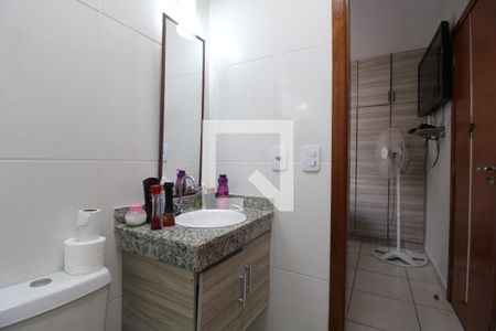 Casa de condomínio à venda com 130m², 3 quartos e 2 vagasBanheiro da Suíte 1