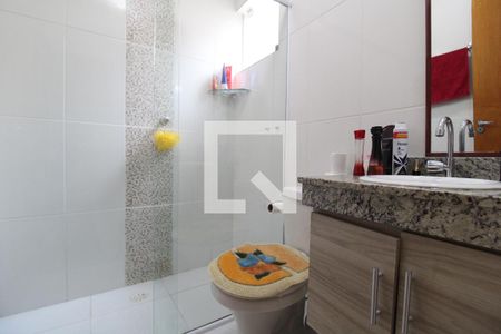 Casa de condomínio à venda com 130m², 3 quartos e 2 vagasBanheiro da Suíte 1