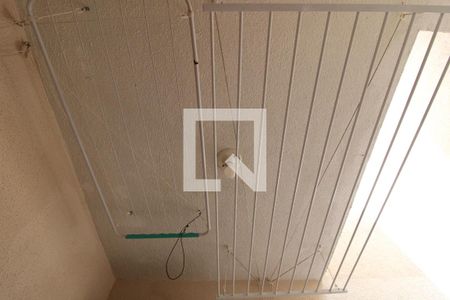 Casa de condomínio à venda com 130m², 3 quartos e 2 vagasÁrea de Serviço e churrasqueira