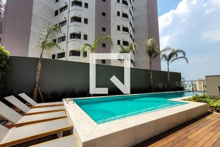 Studio à venda com 35m², 1 quarto e sem vaga Studio à venda com 35m², 1 quarto e sem vagaÁrea comum - Piscina