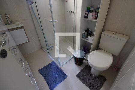 Casa à venda com 220m², 3 quartos e 5 vagasQuarto 3  - Banheiro