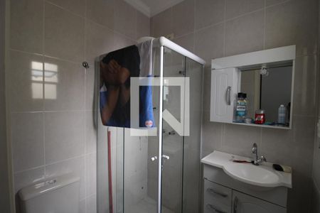 Casa à venda com 220m², 3 quartos e 5 vagasQuarto 2 - Banheiro