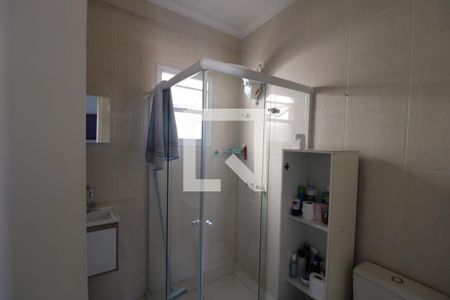 Casa à venda com 220m², 3 quartos e 5 vagasQuarto 3  - Banheiro