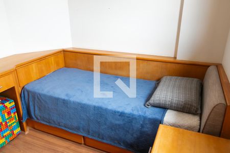 Apartamento à venda com 179m², 4 quartos e 2 vagas Apartamento à venda com 179m², 4 quartos e 2 vagasQuarto 1