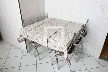 Apartamento à venda com 179m², 4 quartos e 2 vagas Apartamento à venda com 179m², 4 quartos e 2 vagasCozinha