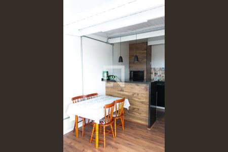 Apartamento à venda com 179m², 4 quartos e 2 vagas Apartamento à venda com 179m², 4 quartos e 2 vagasChurrasqueira