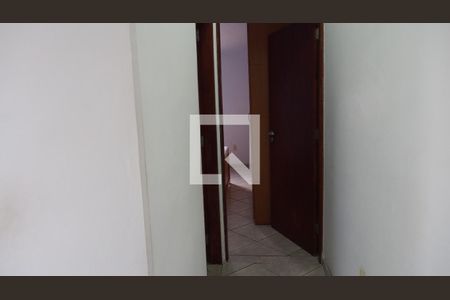 Casa à venda com 96m², 2 quartos e 1 vagaCorredor