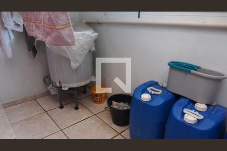 Casa à venda com 96m², 2 quartos e 1 vagaLavanderia