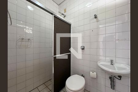 Casa à venda com 561m², 3 quartos e 4 vagasBanheiro de Serviço