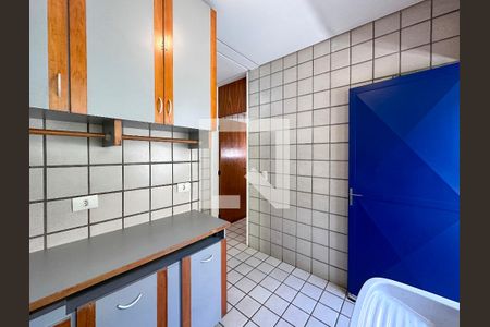 Casa à venda com 561m², 3 quartos e 4 vagasÁrea de Serviço