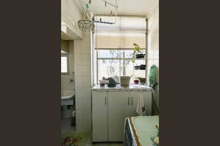 Apartamento à venda com 70m², 2 quartos e 1 vaga Apartamento à venda com 70m², 2 quartos e 1 vagaÁrea de Serviço