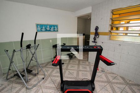 Casa à venda com 265m², 3 quartos e 3 vagas Casa à venda com 265m², 3 quartos e 3 vagasAcademia