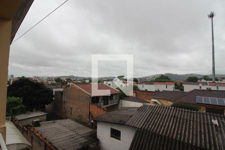 Casa à venda com 265m², 3 quartos e 3 vagas Casa à venda com 265m², 3 quartos e 3 vagasVista da Sacada