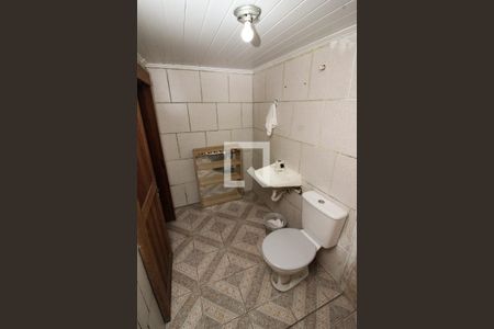 Casa à venda com 265m², 3 quartos e 3 vagas Casa à venda com 265m², 3 quartos e 3 vagasBanheiro de serviço