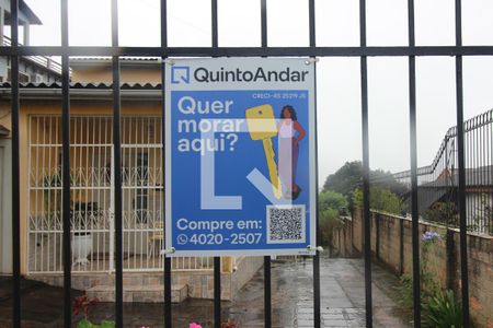 Casa à venda com 265m², 3 quartos e 3 vagas Casa à venda com 265m², 3 quartos e 3 vagasFachada