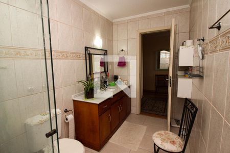 Casa à venda com 265m², 3 quartos e 3 vagas Casa à venda com 265m², 3 quartos e 3 vagasBanheiro 1