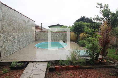 Casa à venda com 265m², 3 quartos e 3 vagas Casa à venda com 265m², 3 quartos e 3 vagasPiscina