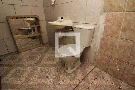 Casa à venda com 265m², 3 quartos e 3 vagas Casa à venda com 265m², 3 quartos e 3 vagasBanheiro de serviço