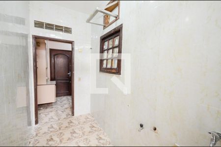 Apartamento à venda com 80m², 3 quartos e 1 vagaÁrea de Serviço