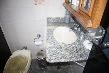 Casa à venda com 195m², 3 quartos e 2 vagas Casa à venda com 195m², 3 quartos e 2 vagasBanheiro do Quarto 1