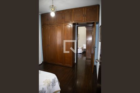 Casa à venda com 195m², 3 quartos e 2 vagas Casa à venda com 195m², 3 quartos e 2 vagasQuarto 2