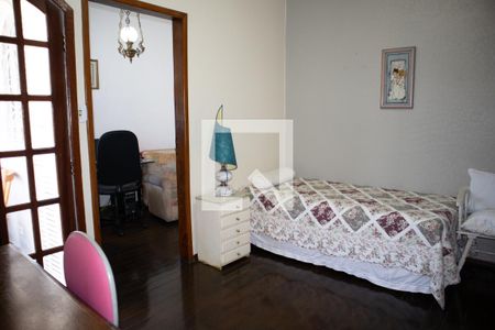 Casa à venda com 195m², 3 quartos e 2 vagas Casa à venda com 195m², 3 quartos e 2 vagasQuarto 3