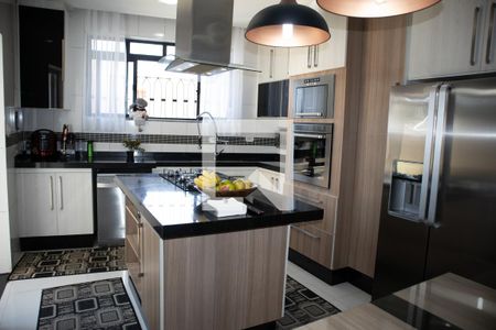 Casa à venda com 195m², 3 quartos e 2 vagas Casa à venda com 195m², 3 quartos e 2 vagasCozinha