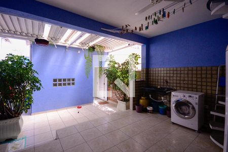 Casa à venda com 172m², 2 quartos e 2 vagasÁrea de Serviço/Lazer 