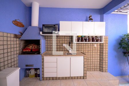 Casa à venda com 172m², 2 quartos e 2 vagasÁrea de Serviço/Lazer 