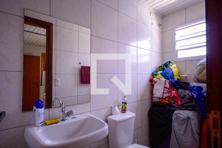 Casa à venda com 172m², 2 quartos e 2 vagasBanheiro Quarto 1/Escritório 