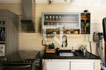 Casa à venda com 240m², 4 quartos e 5 vagas Casa à venda com 240m², 4 quartos e 5 vagasEspaço Gourmet