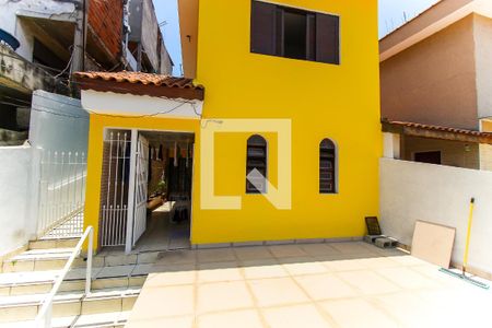Casa à venda com 157m², 4 quartos e 2 vagas Casa à venda com 157m², 4 quartos e 2 vagasVaranda